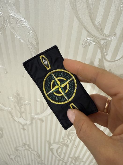 Патч stone island