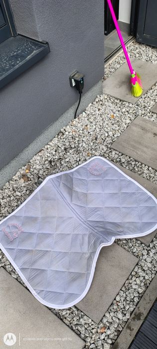 Zestaw czaprak+ nauszniki jasno różowy Annsquad, Eskadron