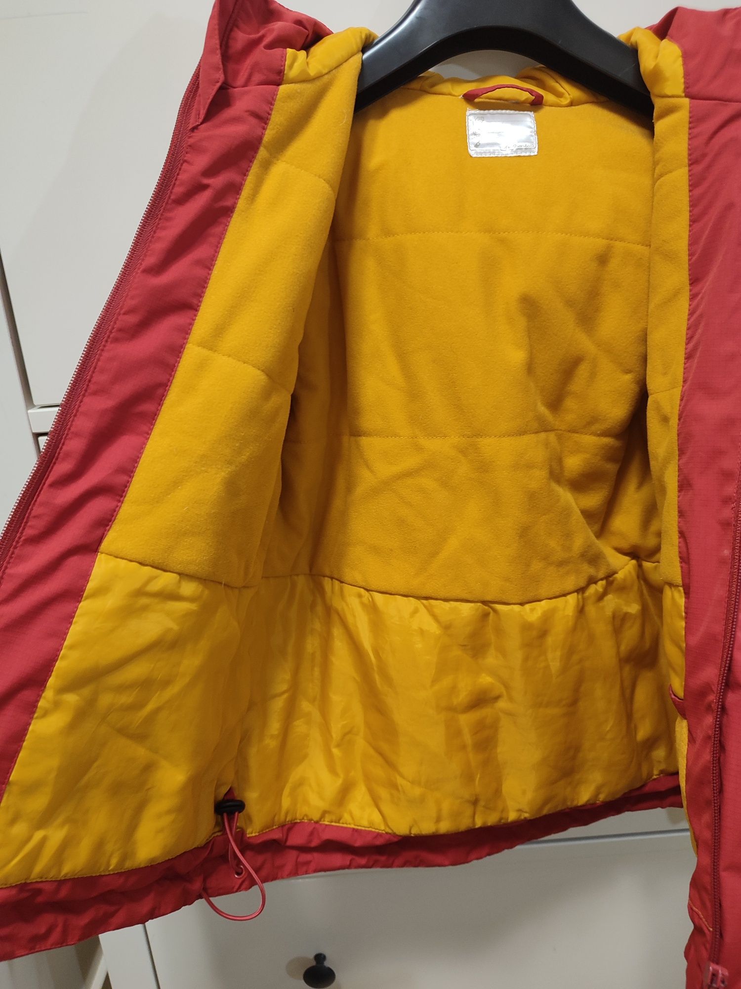 Kurtka turystyczna na narty  quechua 134