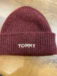 Продам шапку шерстянуж Tommy Hilfiger
