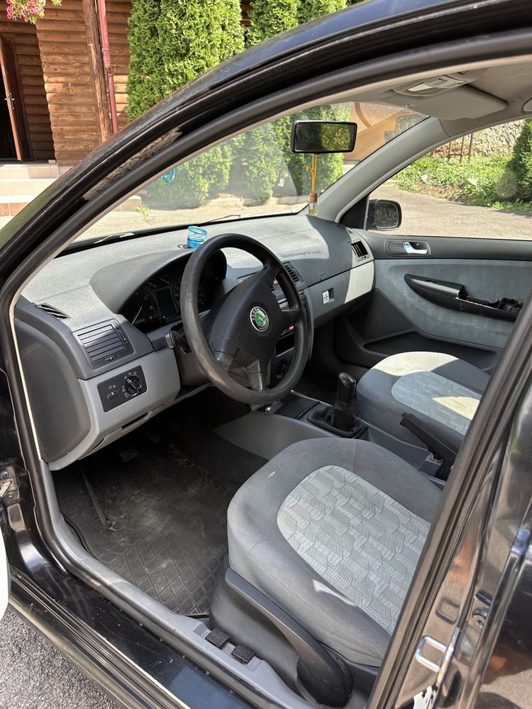 Продам skoda fabia 1.4