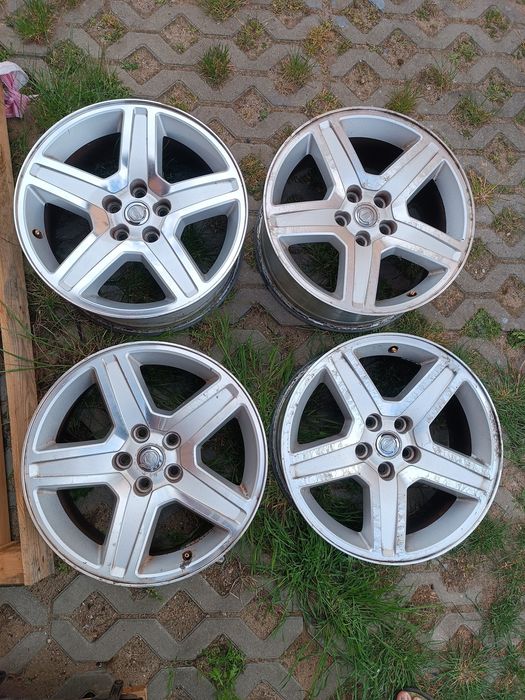 Chrysler 300C felgi 18