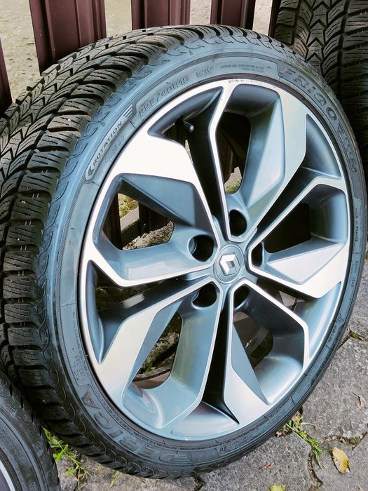 Opony zimowe 225/40 R18 z alufelgami