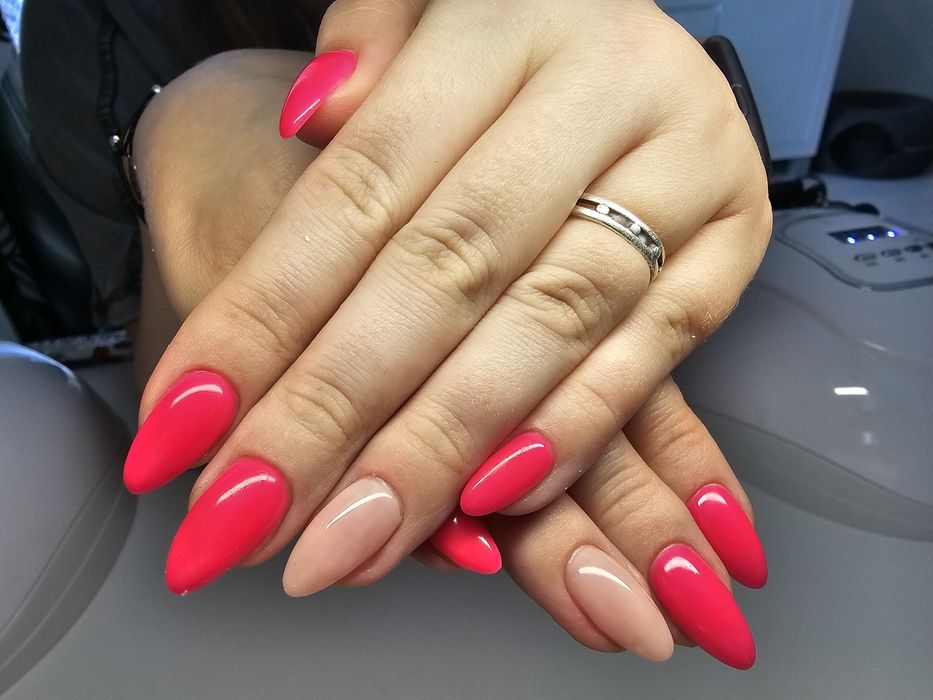Manicure z dojazdem do klienta.