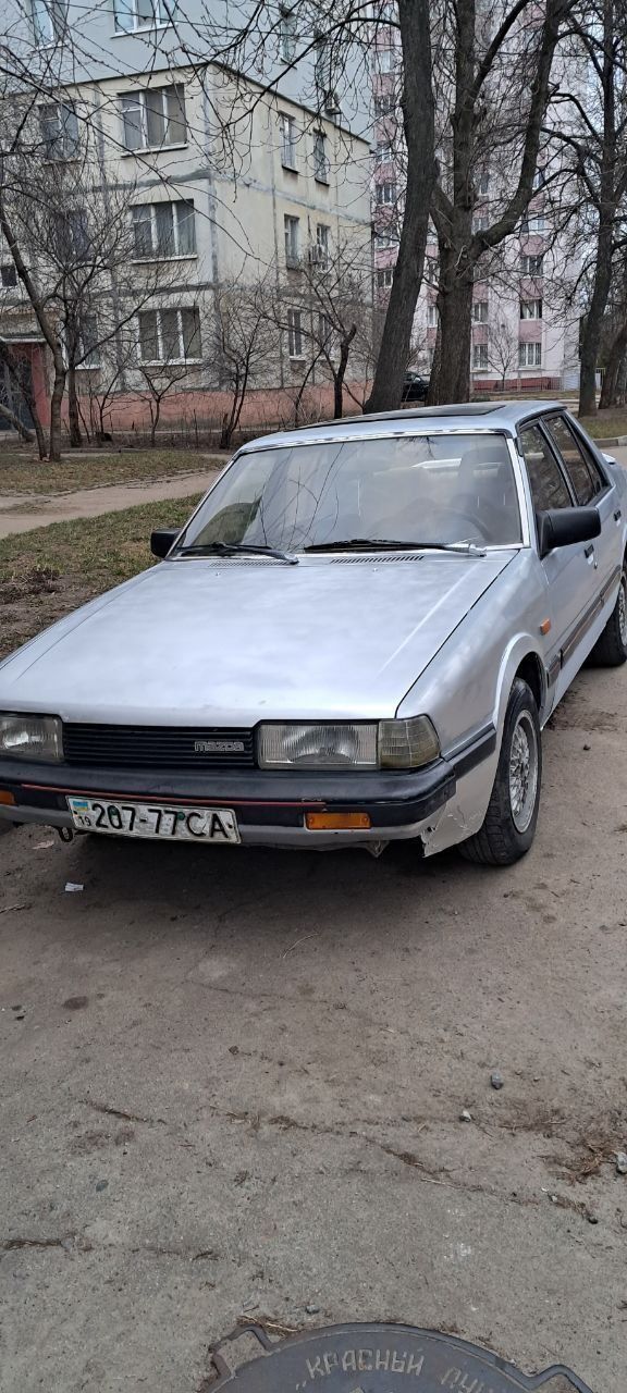 Mazda 626 2.2бензи