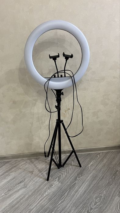 Лампа кільцева LED RL-18 зі штативом 2 м 45 см