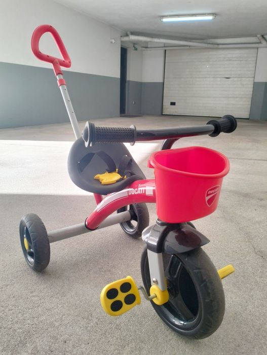 Triciclo Chicco Ducati