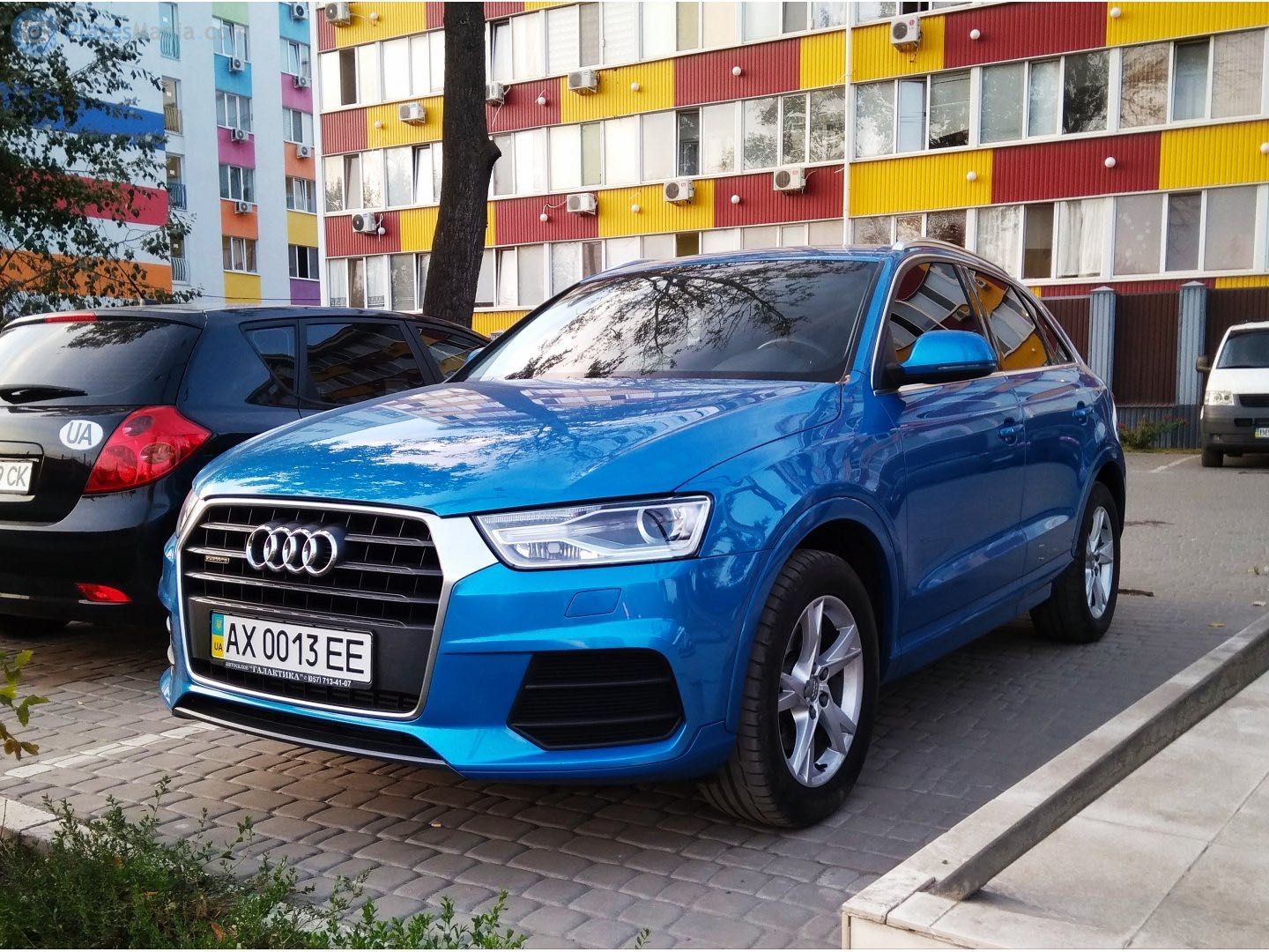 Продам свою Audi Q3