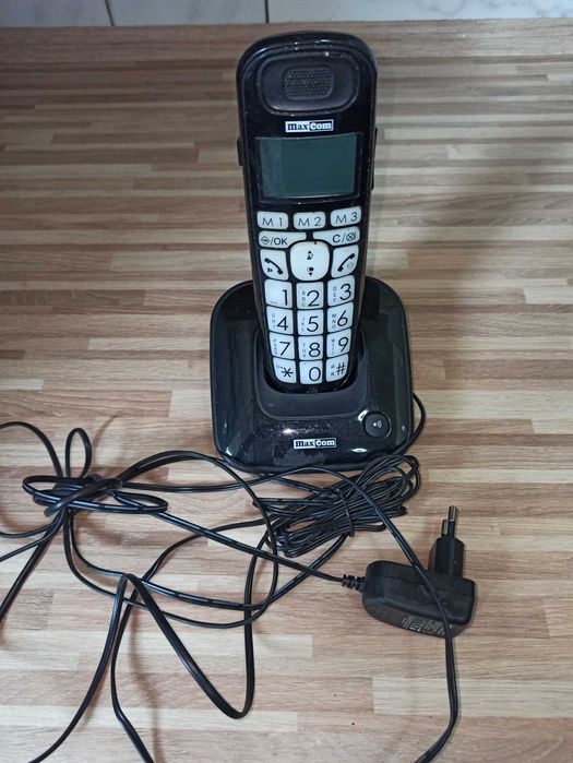 Telefon stacjonarny dla seniora