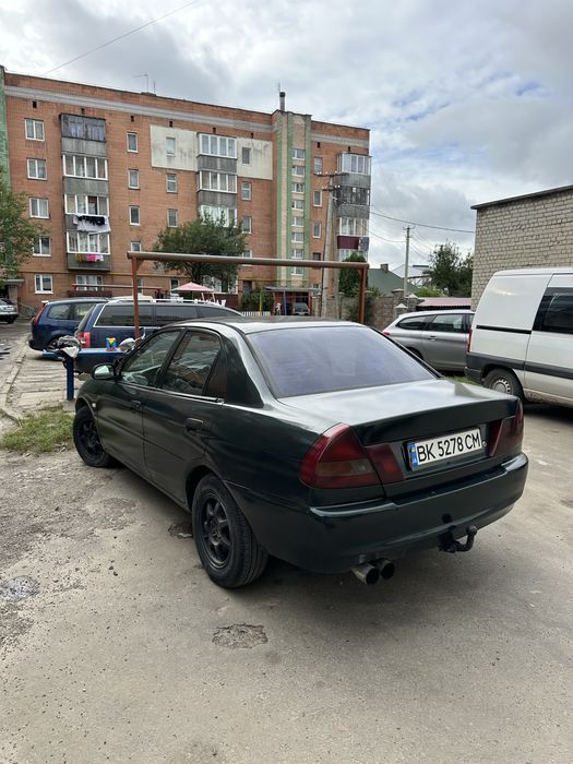 Мітсубісі Лансер на ходу повністю справний