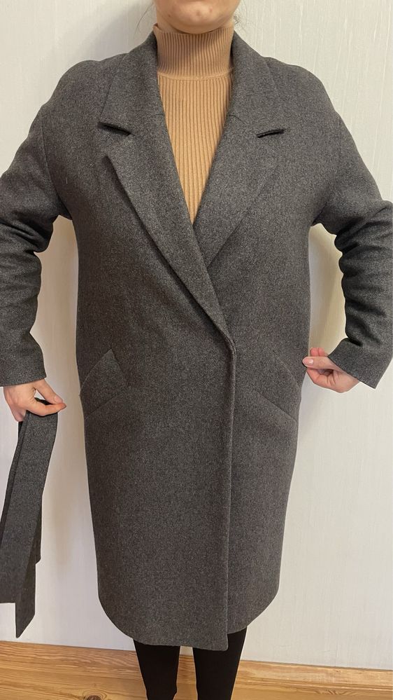 Жіноче пальто 42 розмір M-L