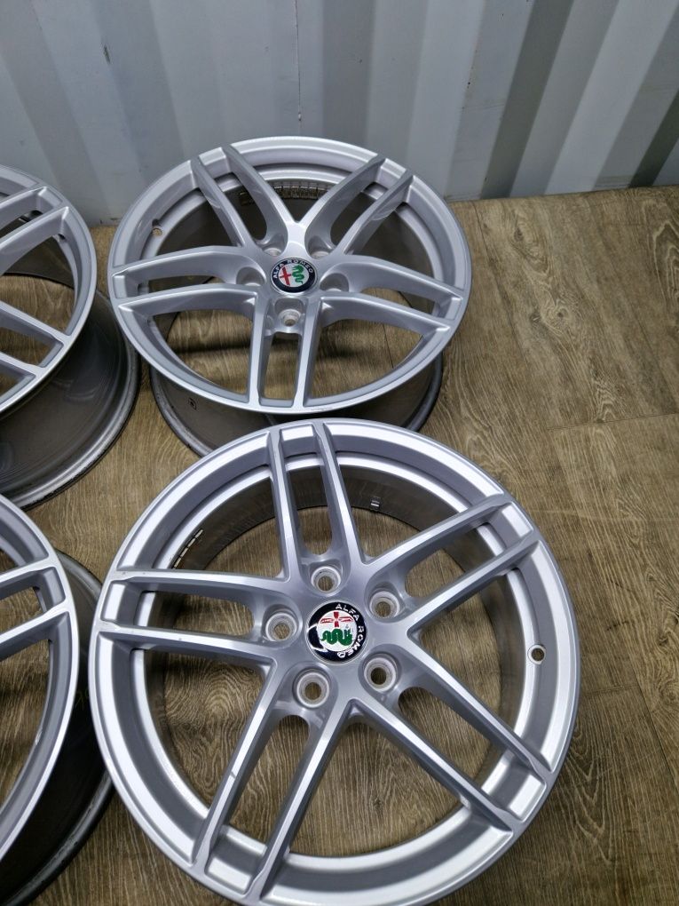 Felgi 16 alfa Romeo 147 gulia gulietta 5x110 7j et31 os 65.1
