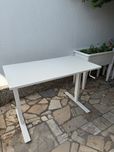 Secretária para trabalhar de pé Ikea