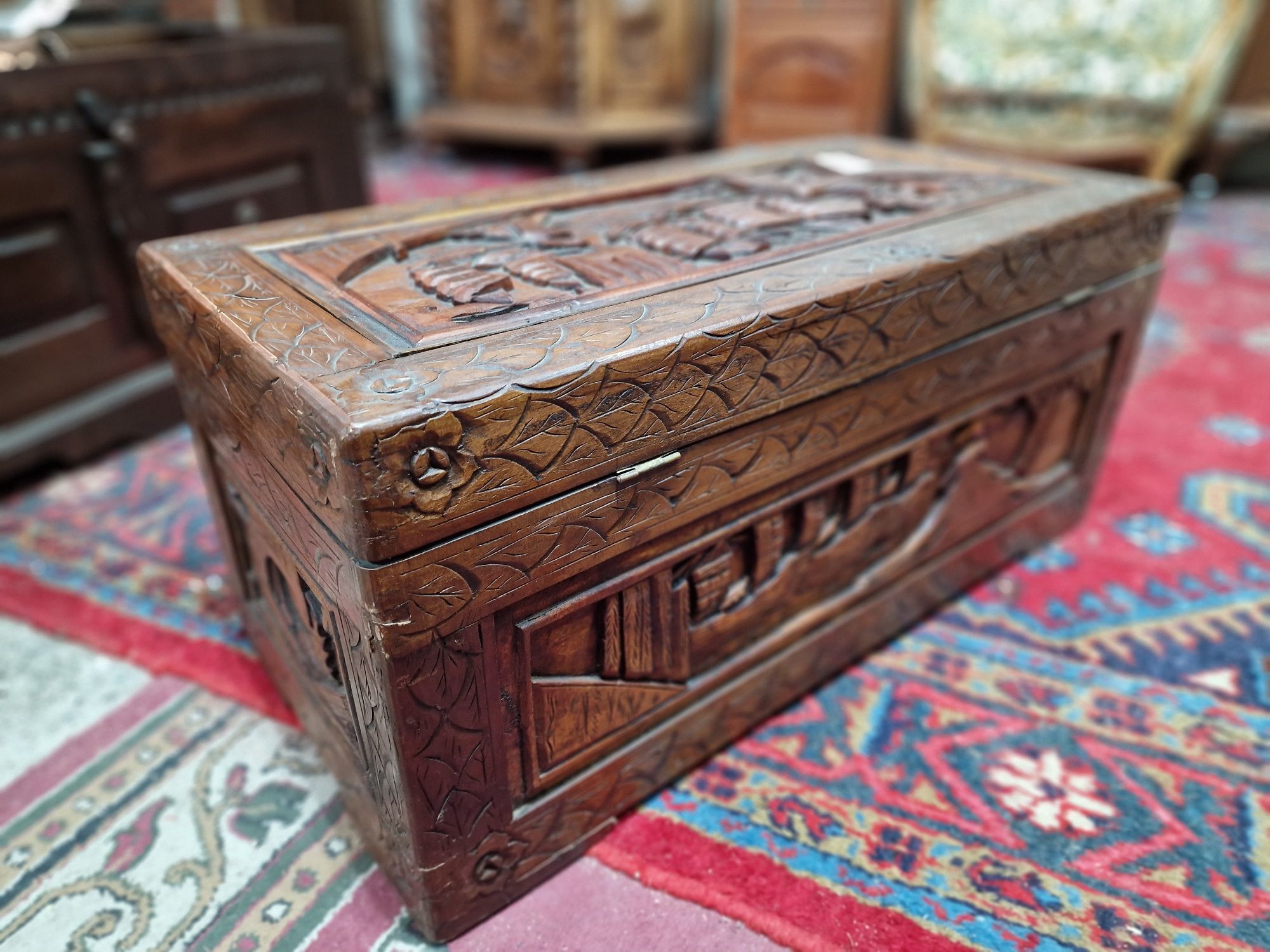 Skrzynia kufer rzeźbiony orientalna 84 cm #591 Antyki Stylowy Węgrów