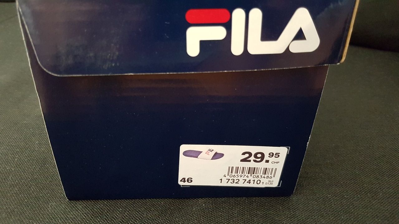 Очень легкие и мягкие шлепки Fila 46р,оригинал.