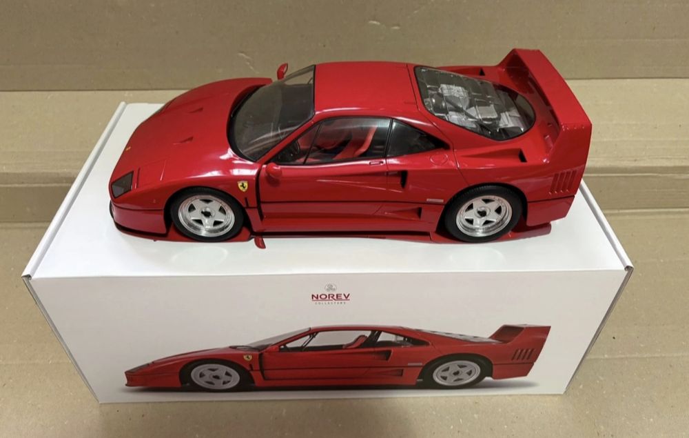 Ferrari norev 1/12 novo