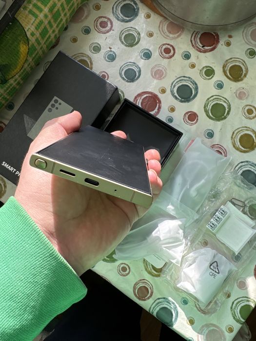 Самсунг S 24 ultra 5 G  Киев!