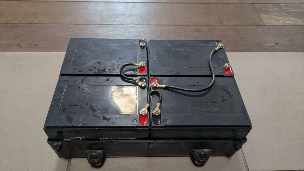 Аккумулятор 12в - 12Ач. Цена за 1 шт.