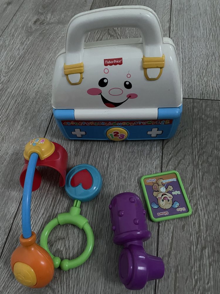 FISHER PRICE zestaw małego lekarza