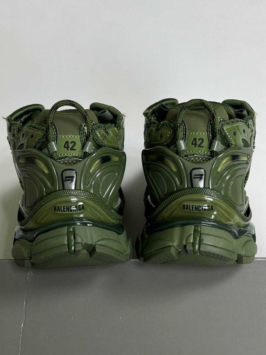 BALENCIAGA Runner кроссовки зеленые кеди кросівки зелені 43 41 42 40