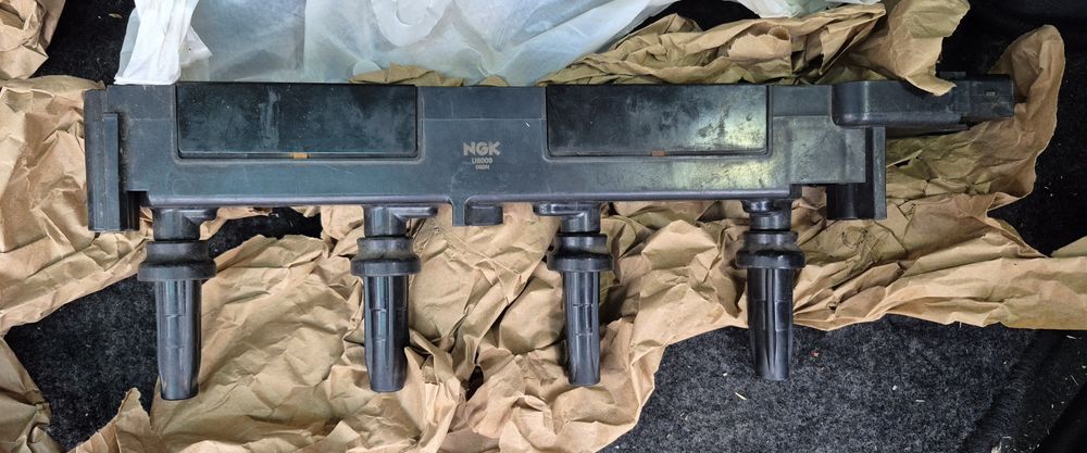 Катушка запалювання  2.0i Citroen C8,C5,Peugeot 807