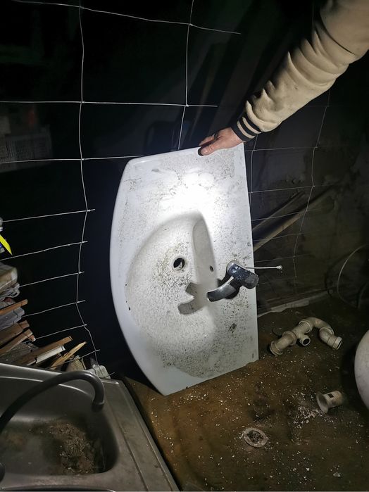 Zestaw mebli łazienkowych na wzór mebli KOŁO