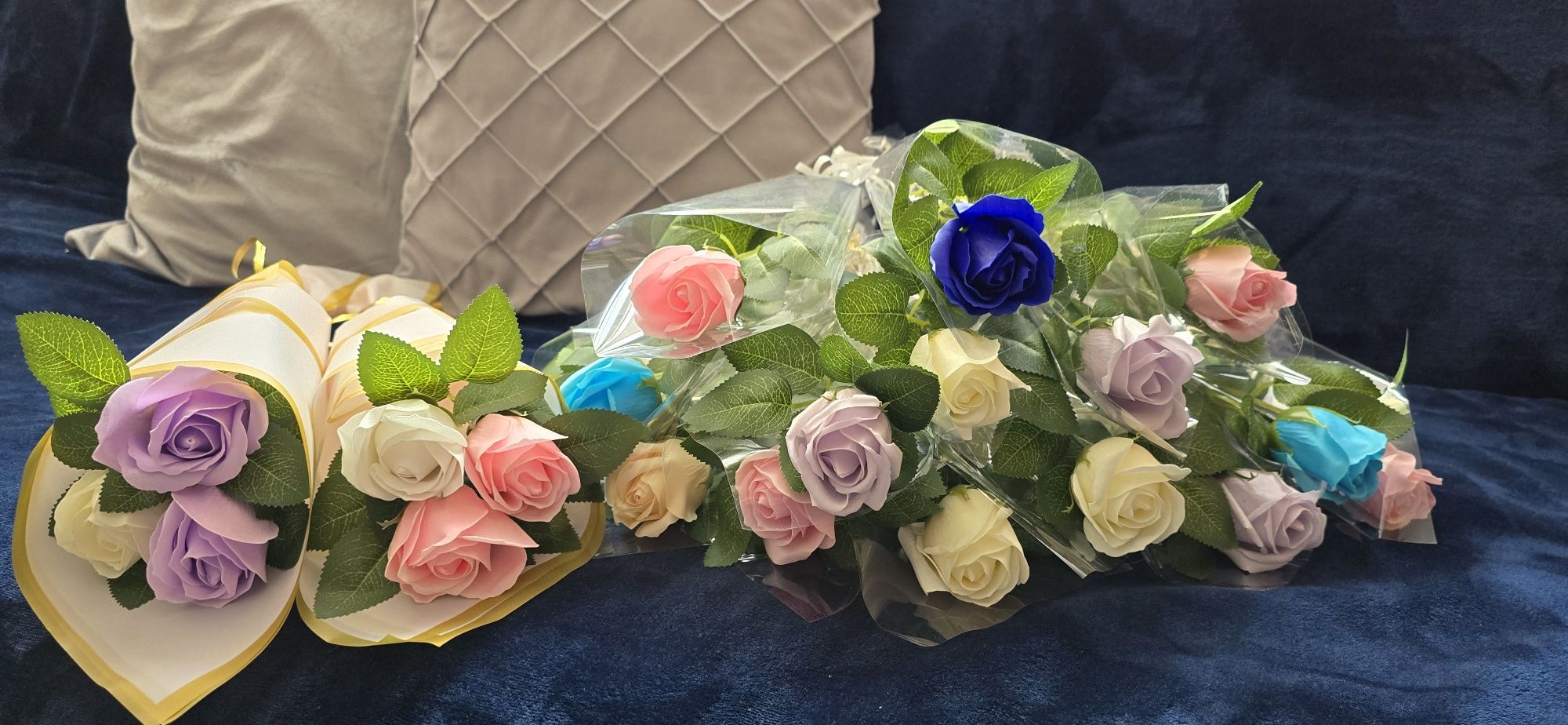 Bukiety z kwiatów mydlanych w  wazonie, flowerboxy, róże