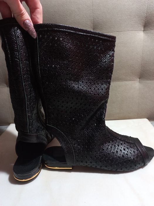 Летние кожаные сапожки Мида