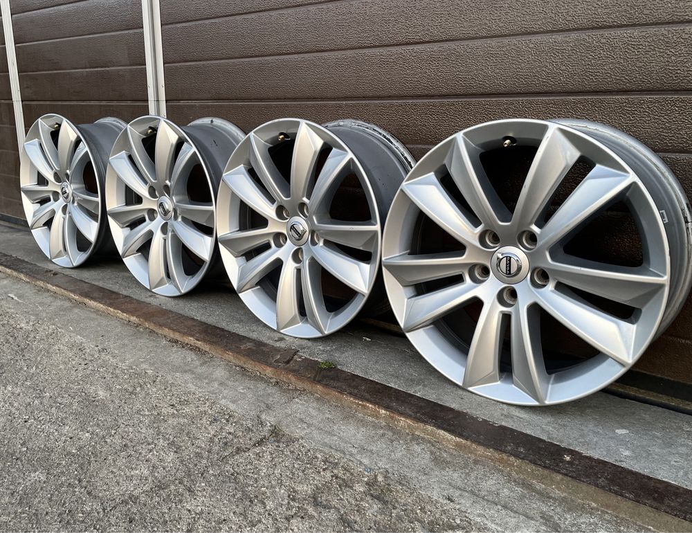 4x felgi aluminiowe Alufelgi 5x108 r17 et40,5 7J Oryginał VOLVO 17”