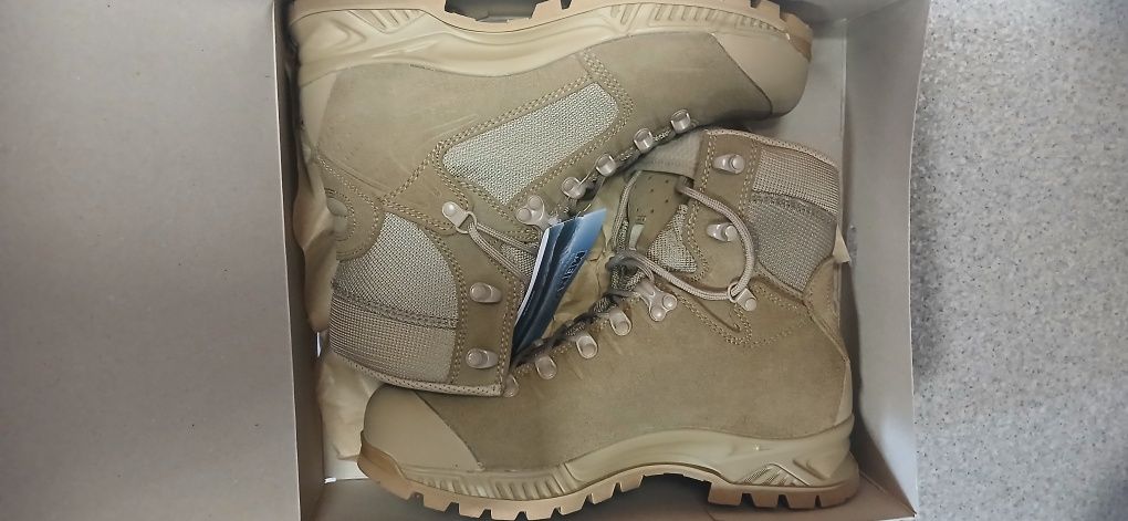 Buty ćwiczebne tropikalne WS rozmiar: 9UK
