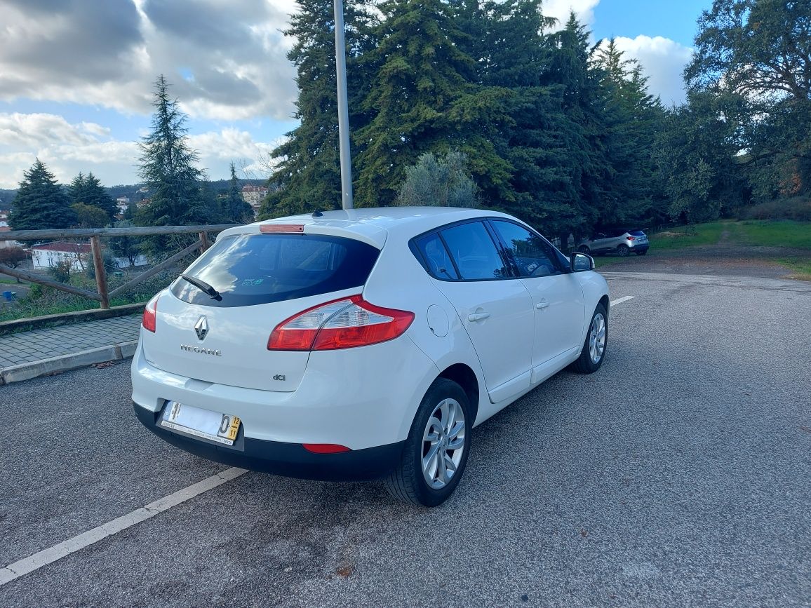 Renault Mégane 1.5 DCI Dynamique S SS 110 cv 6V 1 Dono Financiamento