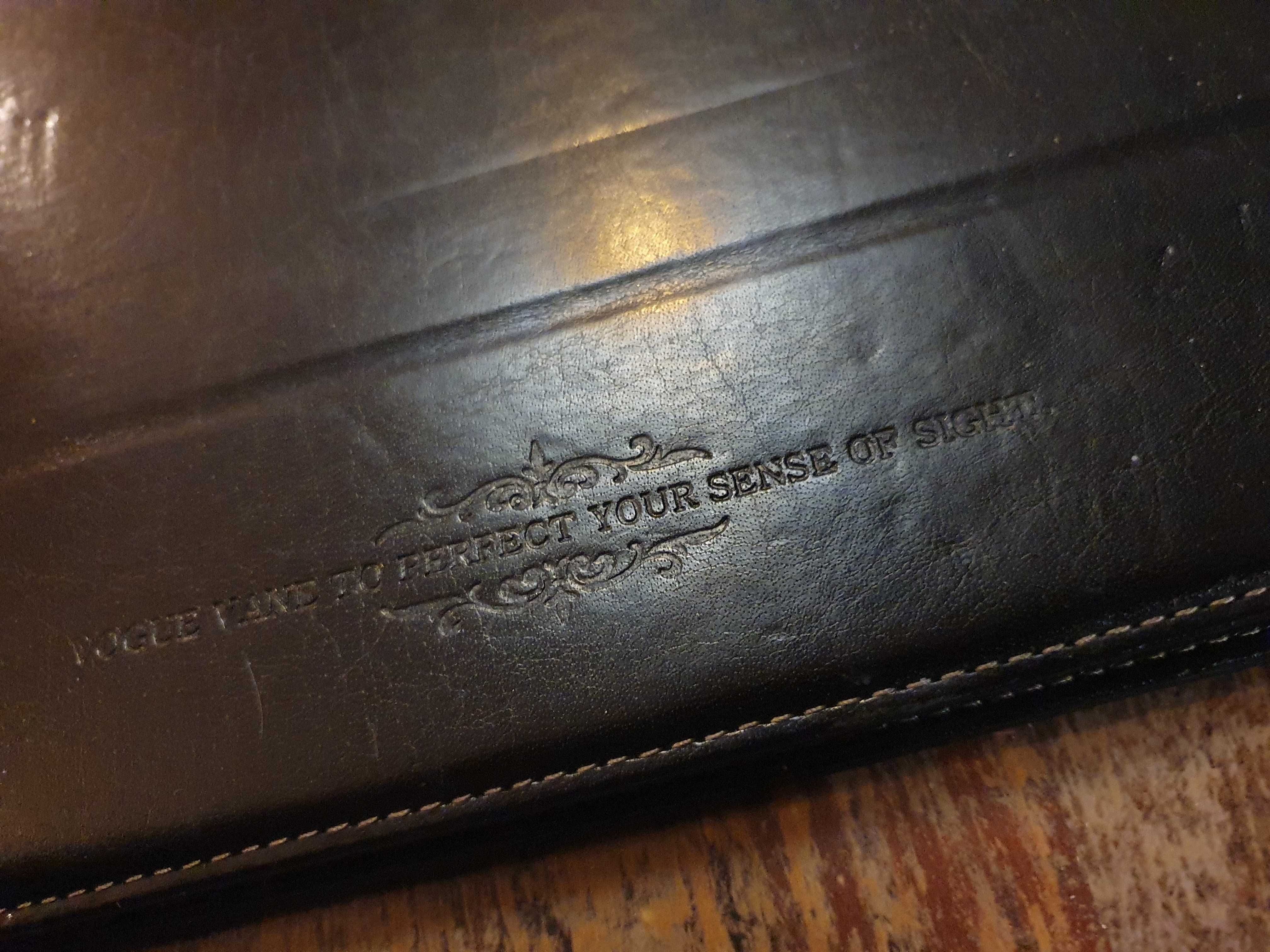 Czarne, skórzane etui BLUN na IPAD 9,7 CALI