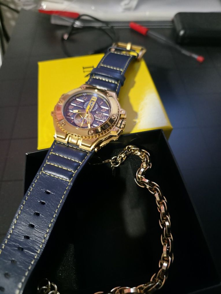 Vendo relogios invicta original !!!