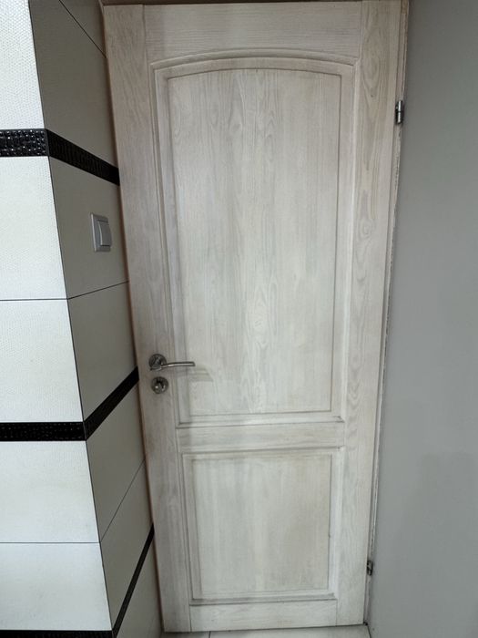 Drzwi sosnowe wewnętrzne pałne drewniane 80 i 70 cm