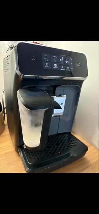Philips 2300 series z systemem LatteGo