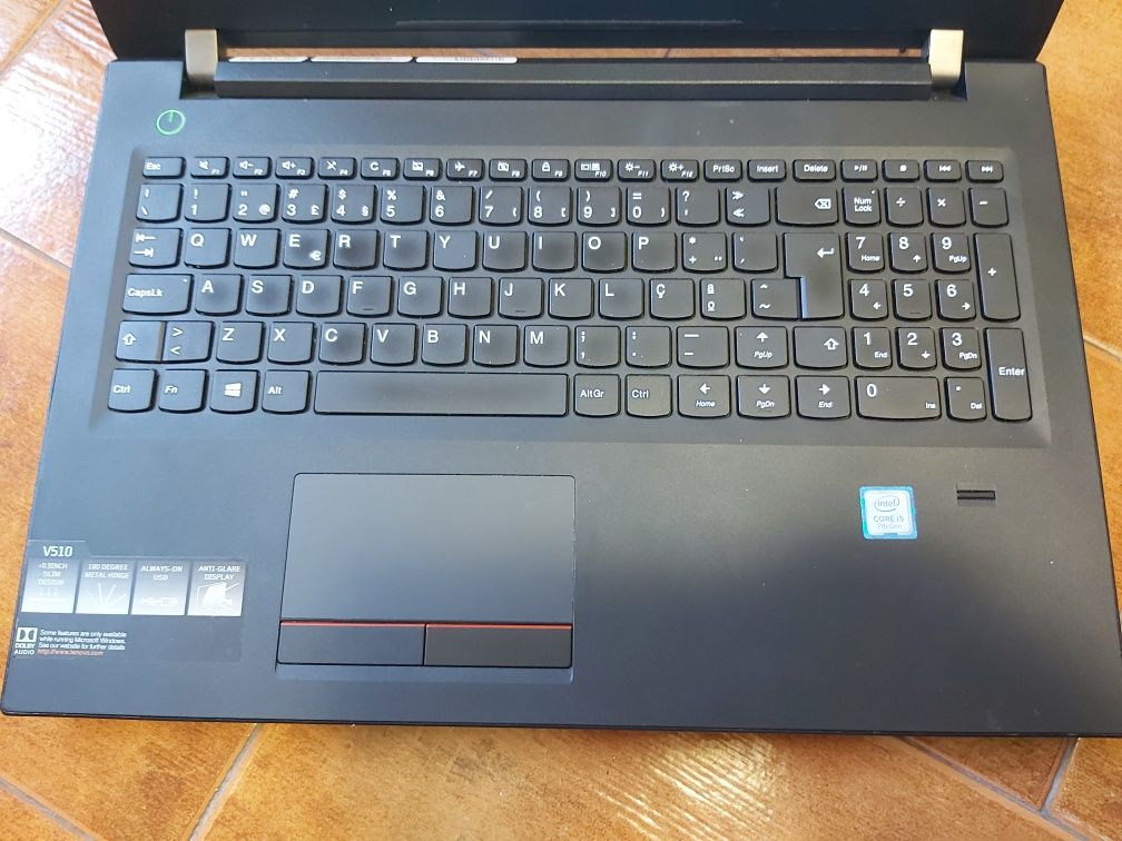 Portátil Lenovo V510 - intel i5