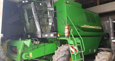 Kombajn zbożowy John Deere 1450 CWS, przystawka kukurydza i słonecznik