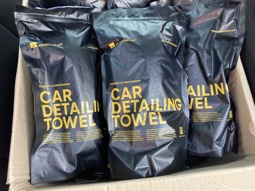 Рушник для авто з мікрофібри Aroma Car Lux Detailing 70x50 см 700 ГСМ