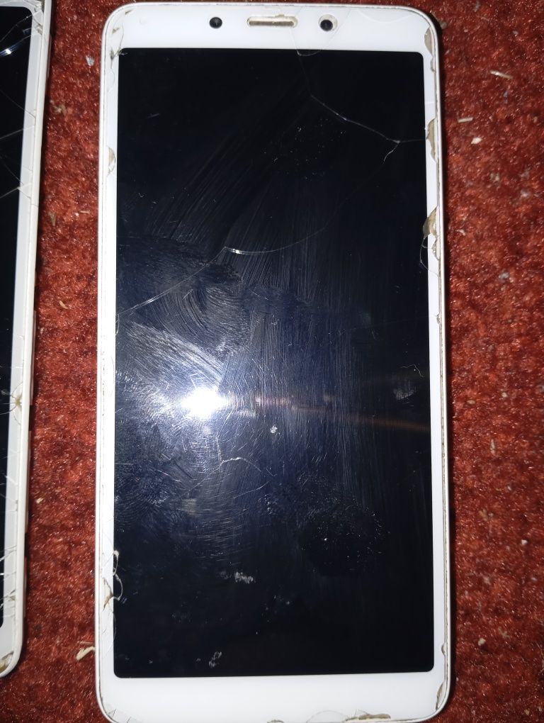 смартфони Xiaomi Redmi 6