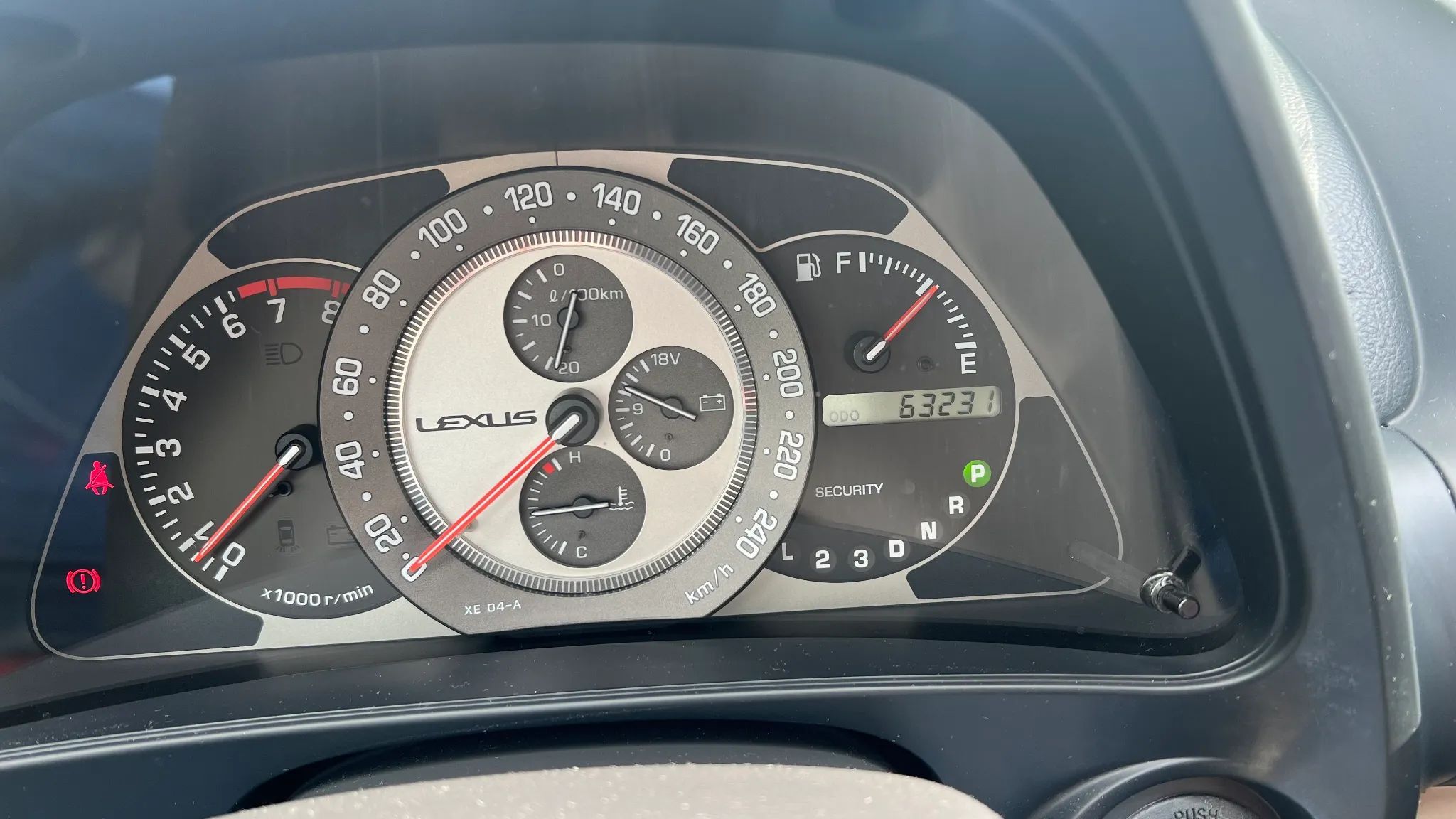 Lexus IS Lexus IS200 2.0 Automat - 63500 km, chyba jedyny taki!!!