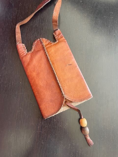 bolsa marroquina em pele