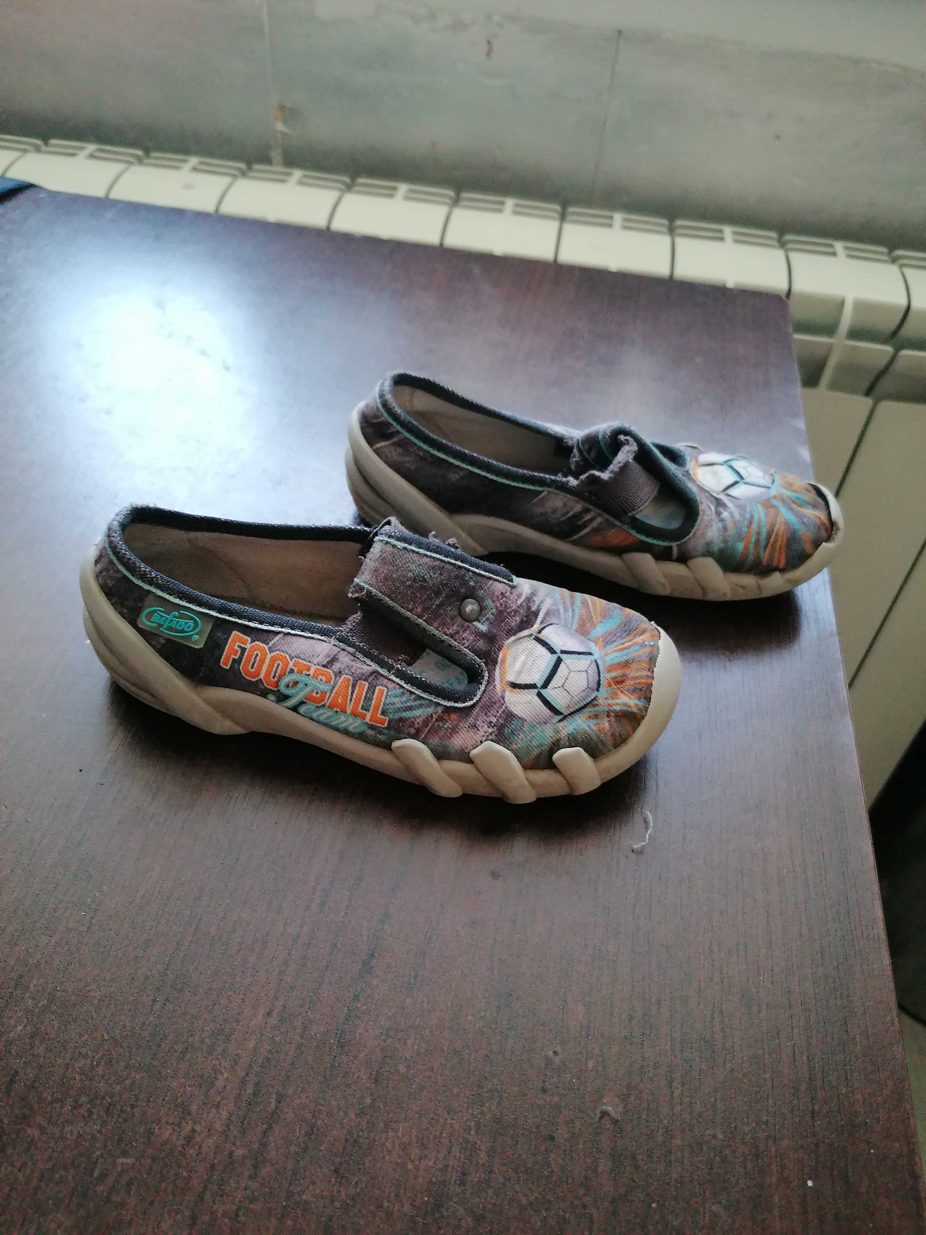 Sptzedam buty dla chlopca