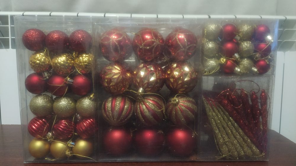 Новорічні іграшки на ялинку ДУЖЕ КРАСИВІ