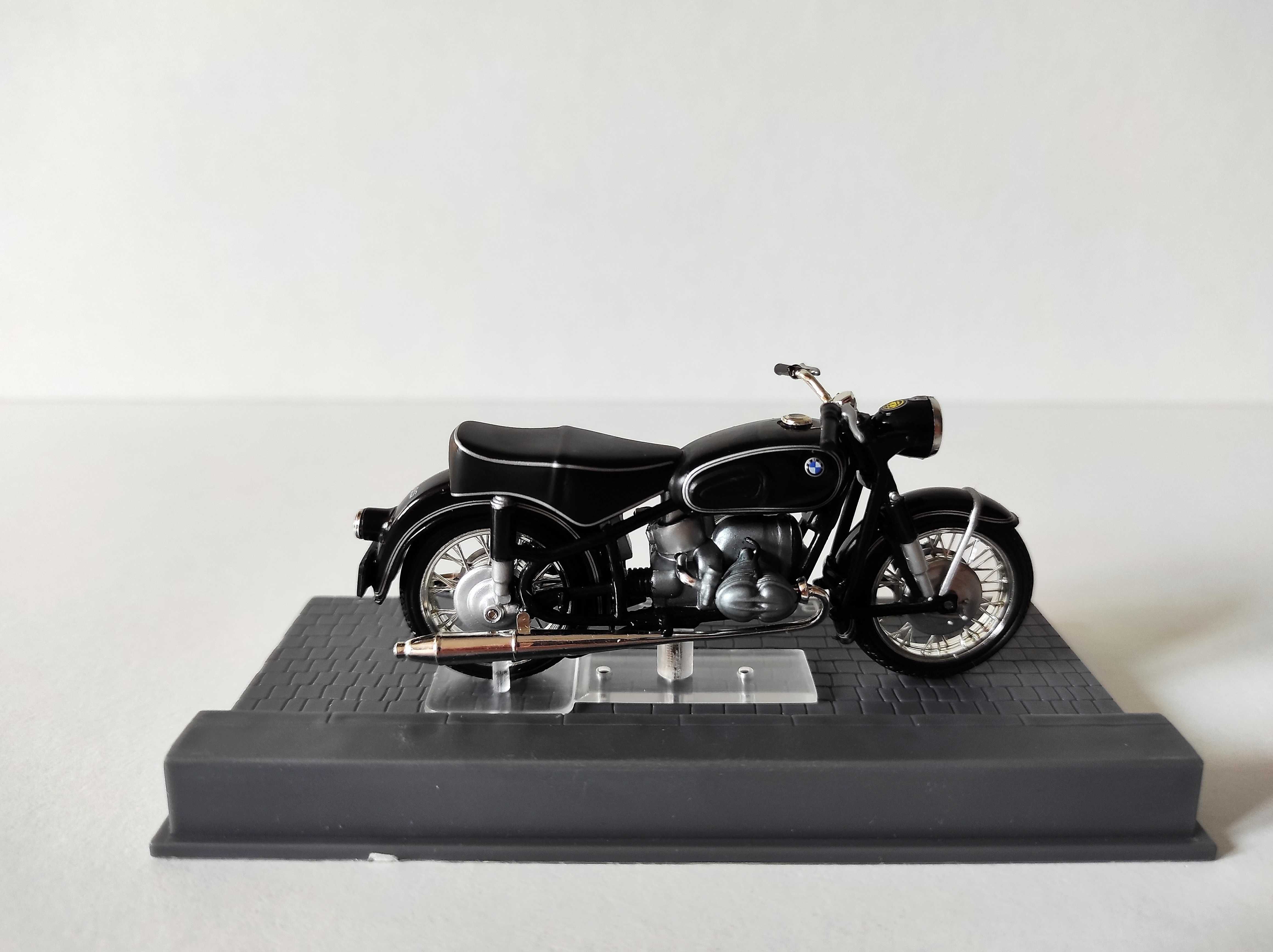 BMW R69S 1961 Motor Motocykl 1:24