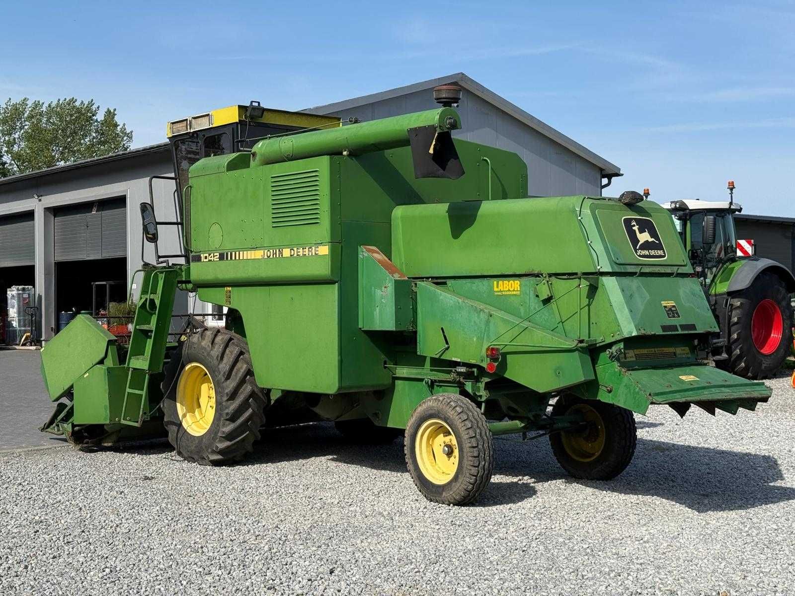 Kombajn John Deere 1042 Oryginał Piękny stan