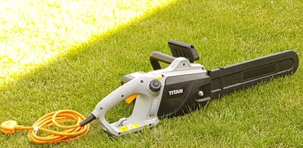 Piła łańcuchowa Titan 2000 W 40 cm