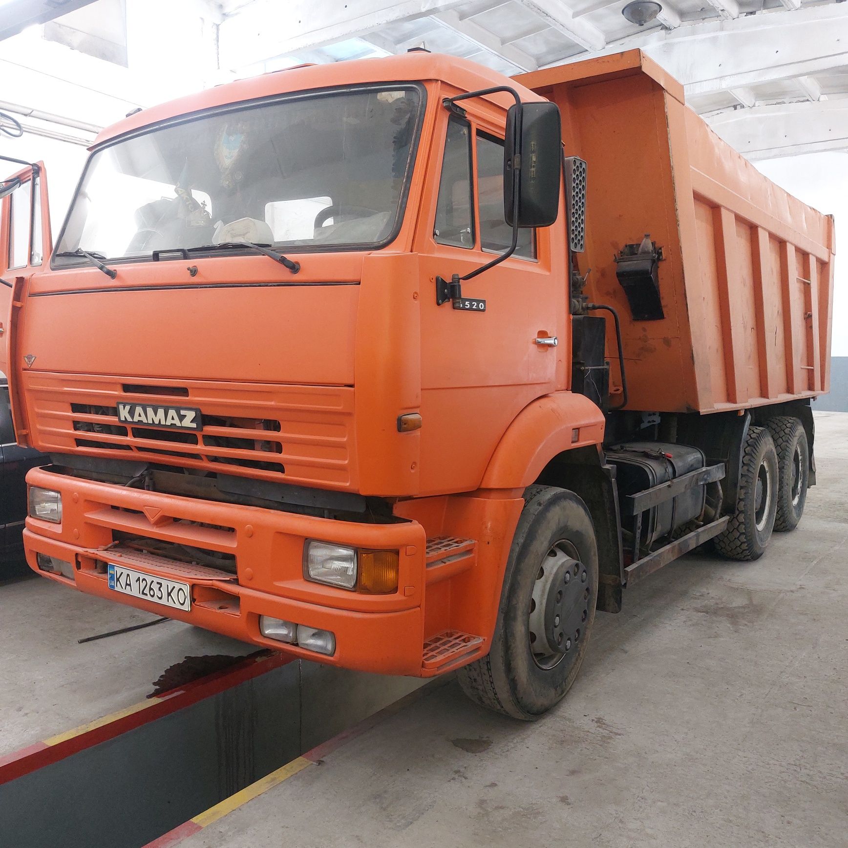 Продам камаз самосвал Камаз евро 6520 /2009год.