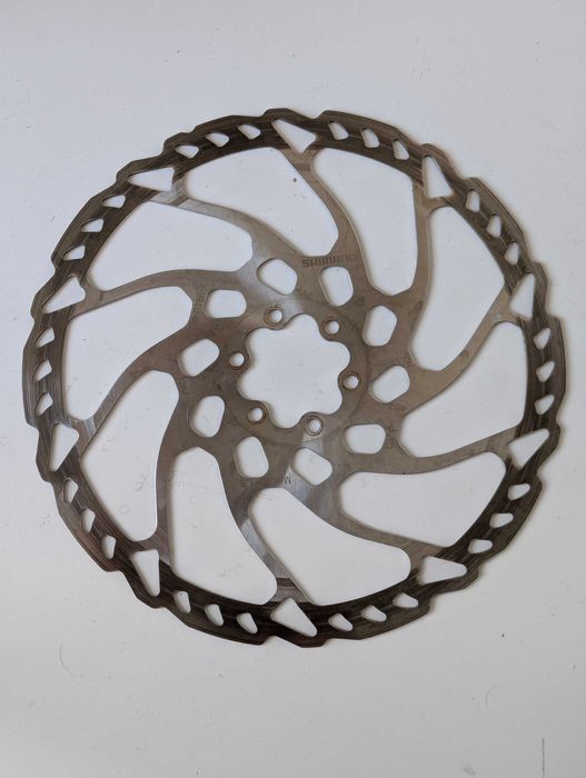 Kit Travões Shimano MT400 Frente e Trás com Discos 203 (e Adaptadores)