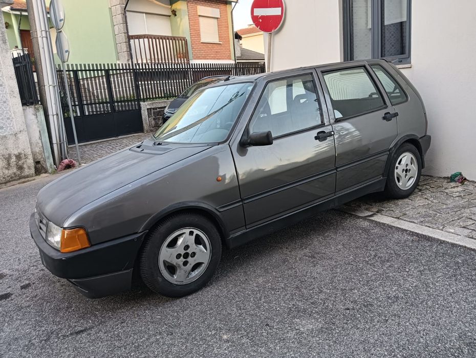 Fiat uno 1.4 TD com material