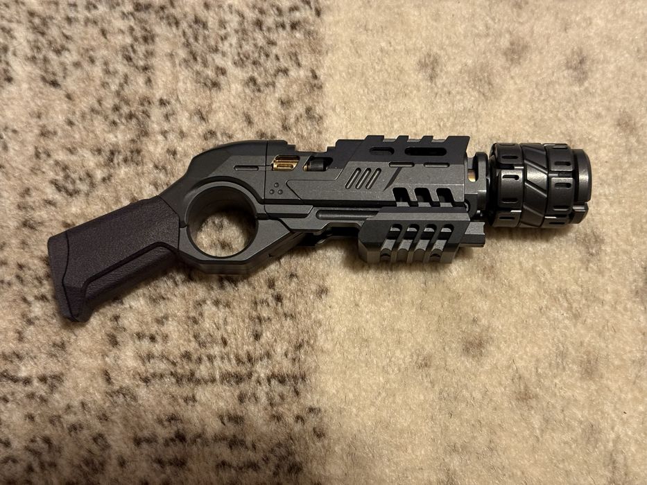 GoBigger Punnk - Коллекционный фиджет-игрушка, Версия из циркония